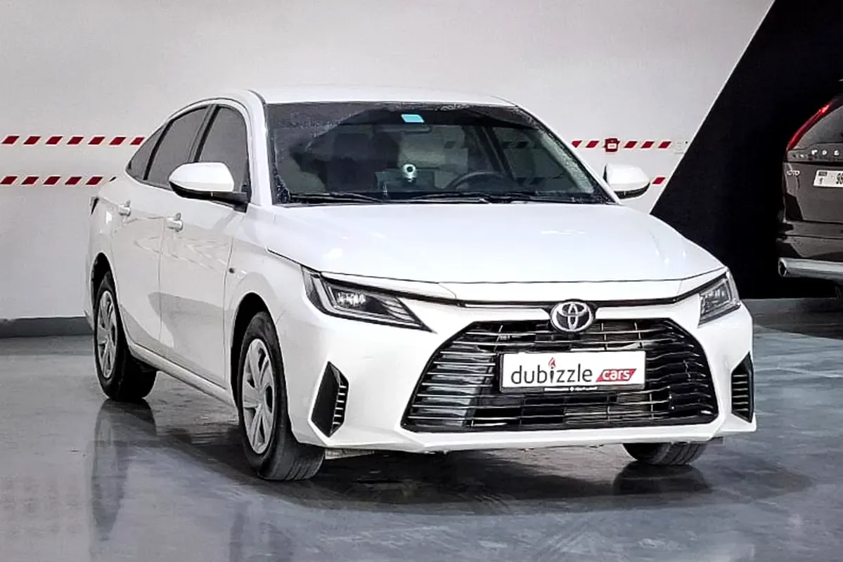 Toyota Yaris 1.5 CVT (105 hp)