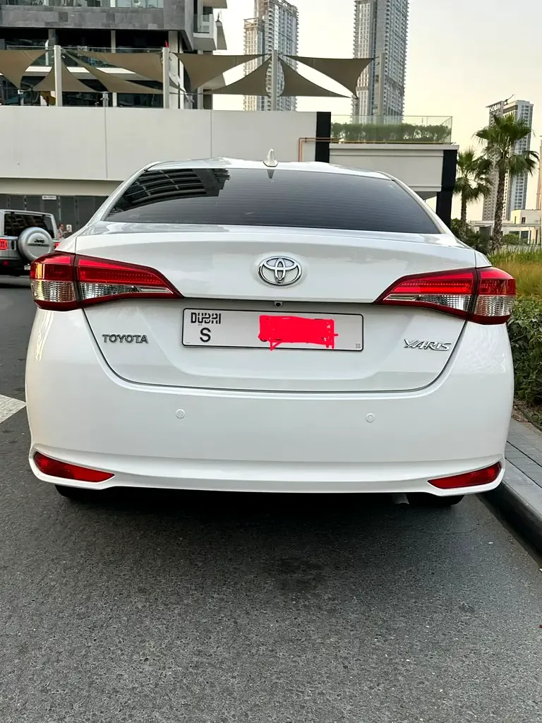 Toyota Yaris 1.5 CVT (105 hp) - 11
