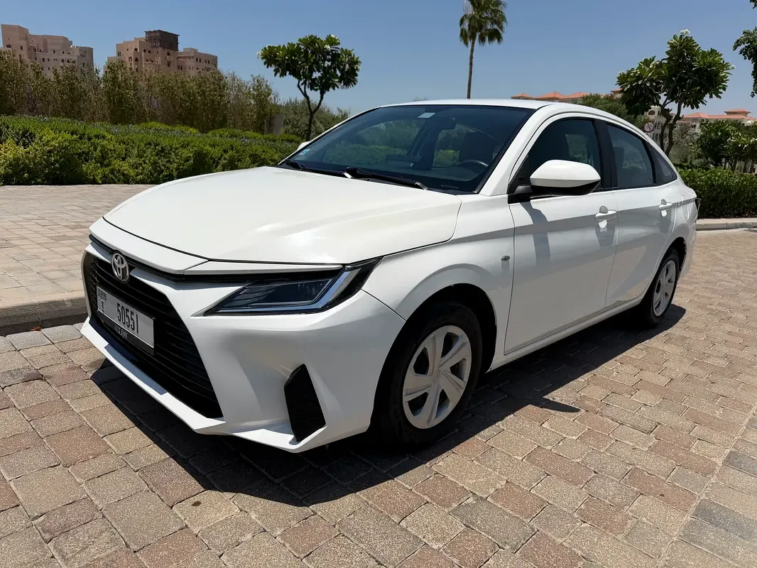 Toyota Yaris 1.5 CVT (105 hp)