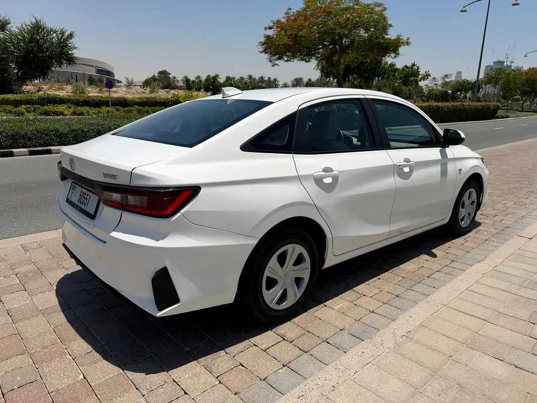 Toyota Yaris 1.5 CVT (105 حصان) - 4