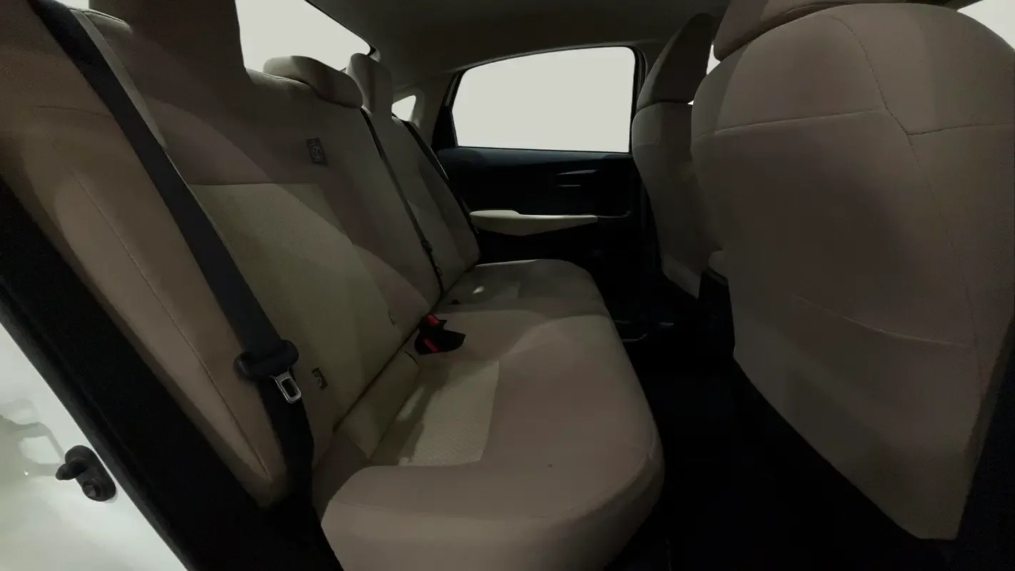 Toyota Yaris 1.5 CVT (105 حصان) - 10