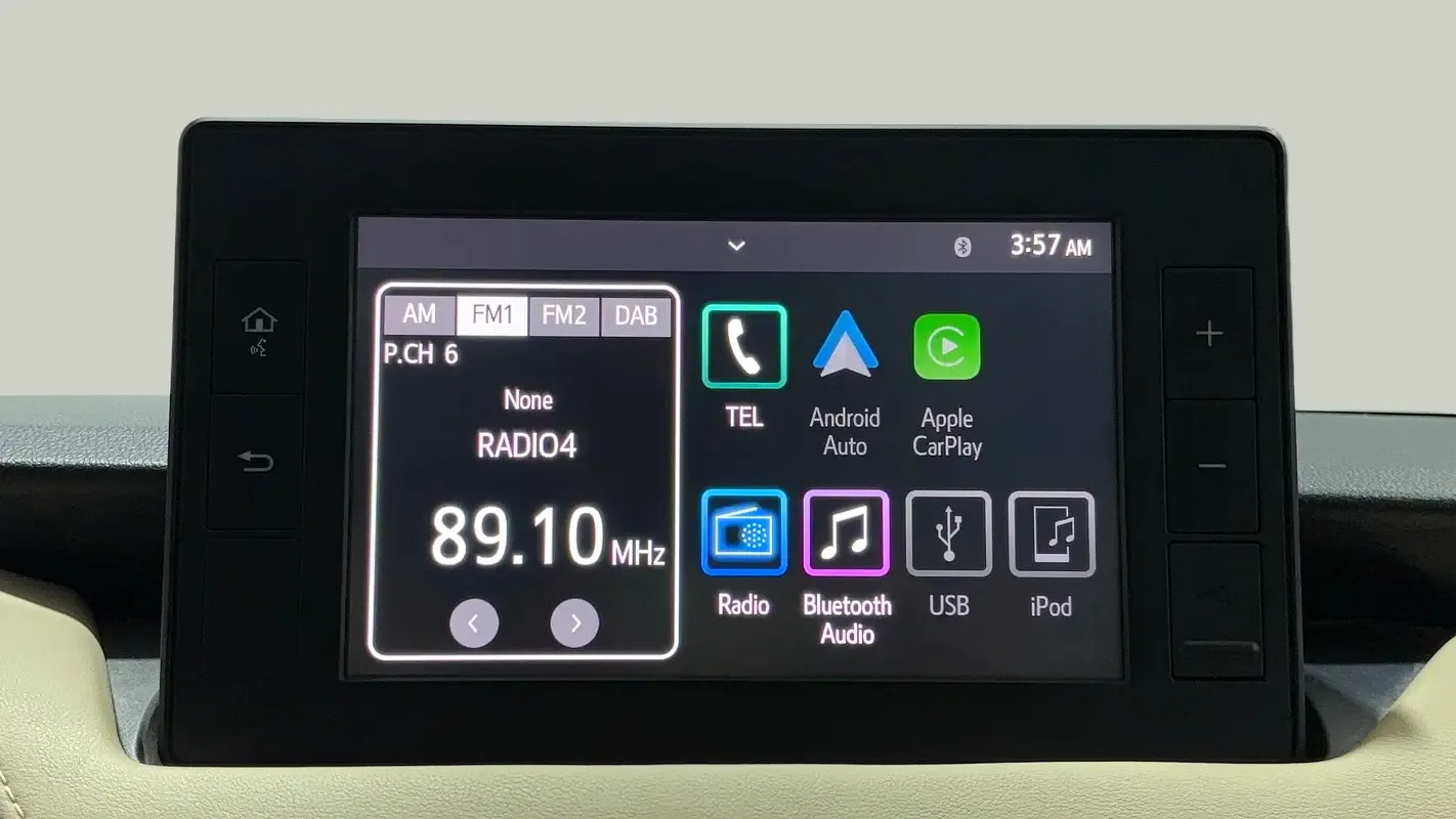 Toyota Yaris 1.5 CVT (105 حصان) - 9