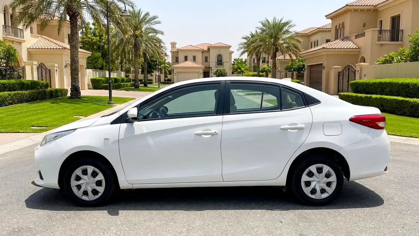 Toyota Yaris 1.5 CVT (105 hp) - 3