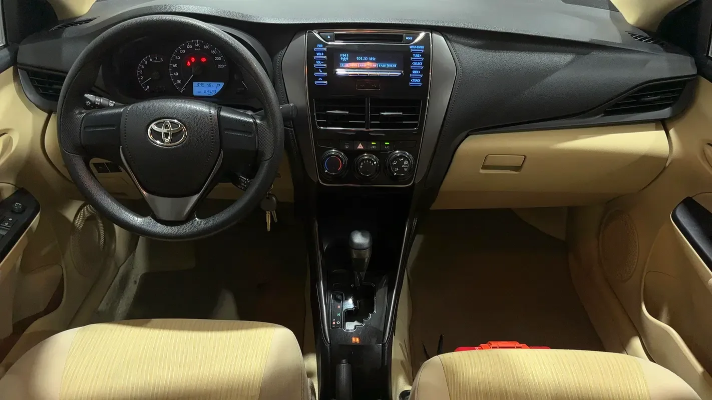 Toyota Yaris 1.5 CVT (105 hp) - 7