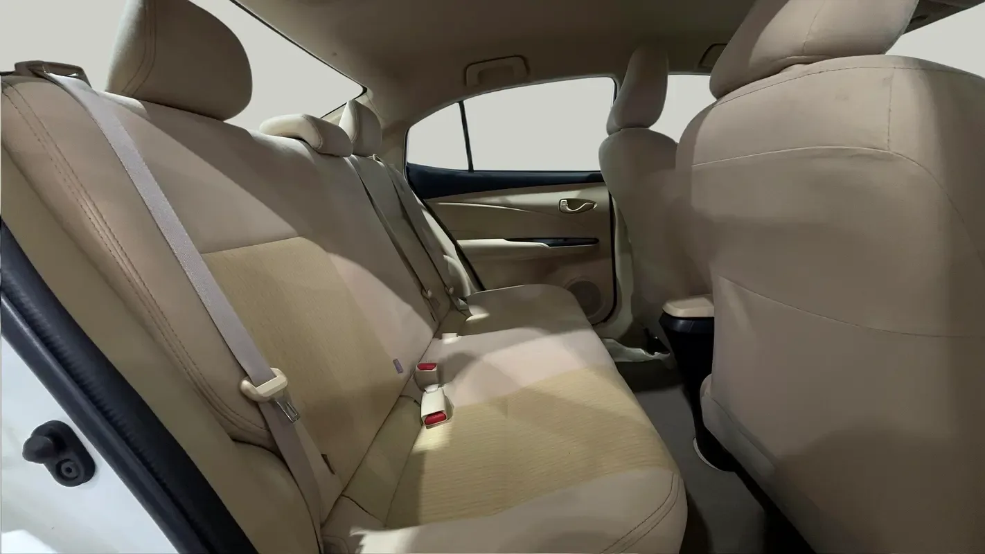 Toyota Yaris 1.5 CVT (105 hp) - 9