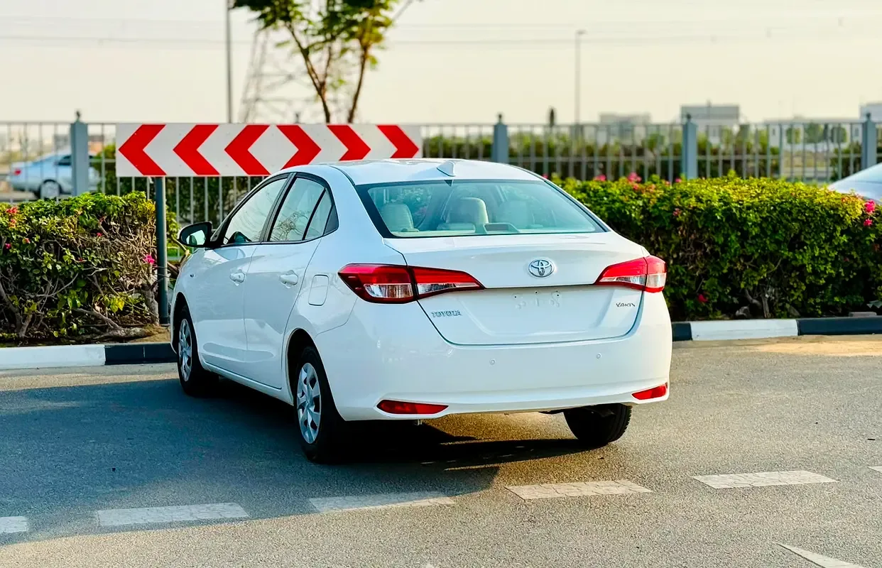 Toyota Yaris 1.5 CVT (105 حصان) - 6