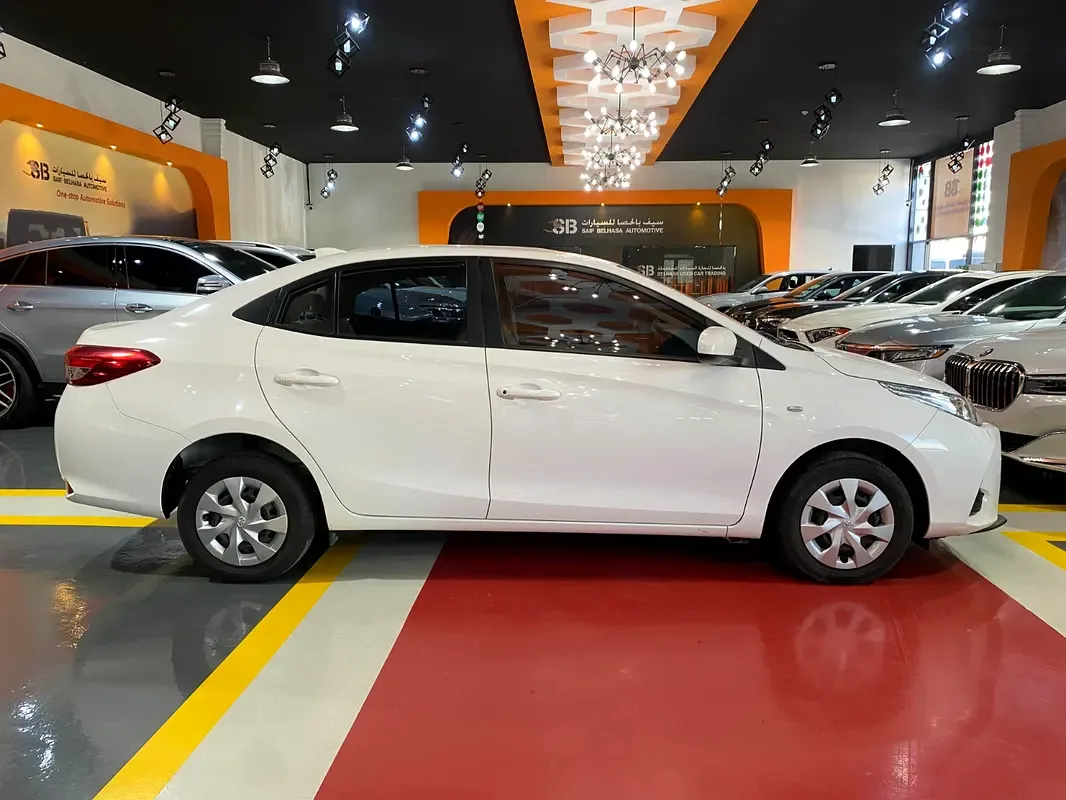Toyota Yaris 1.5 CVT (105 حصان) - 8