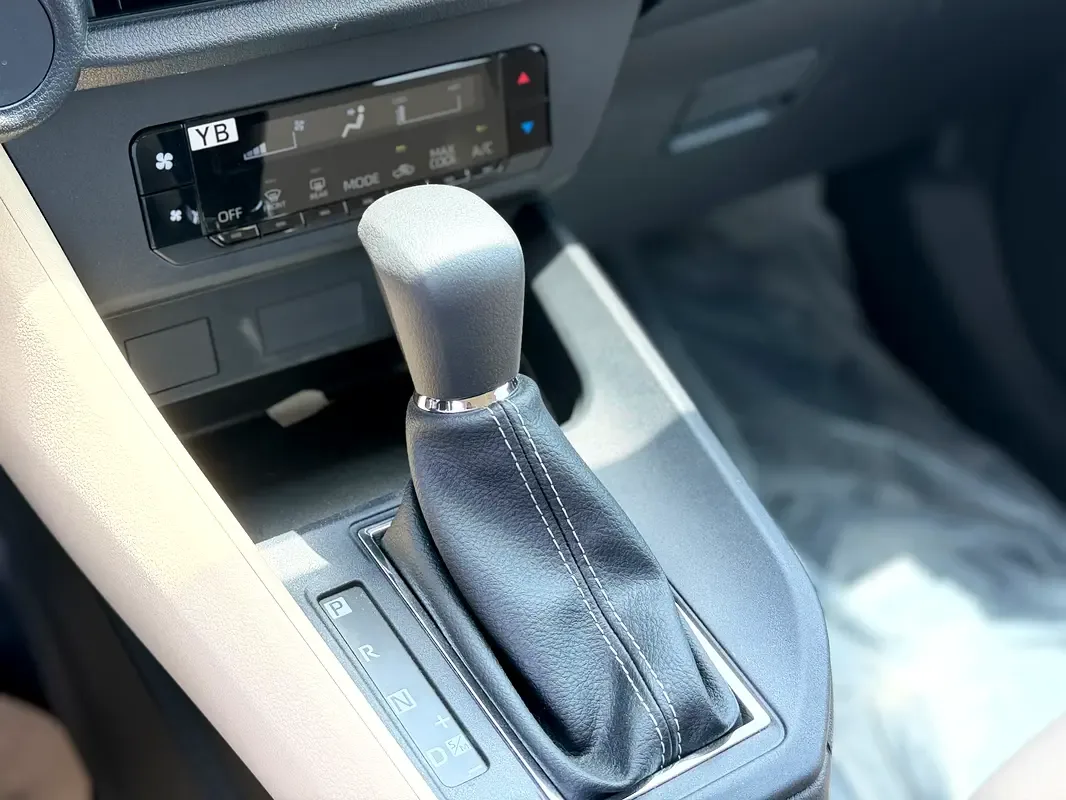 Toyota Yaris 1.5 CVT (105 حصان) - 7