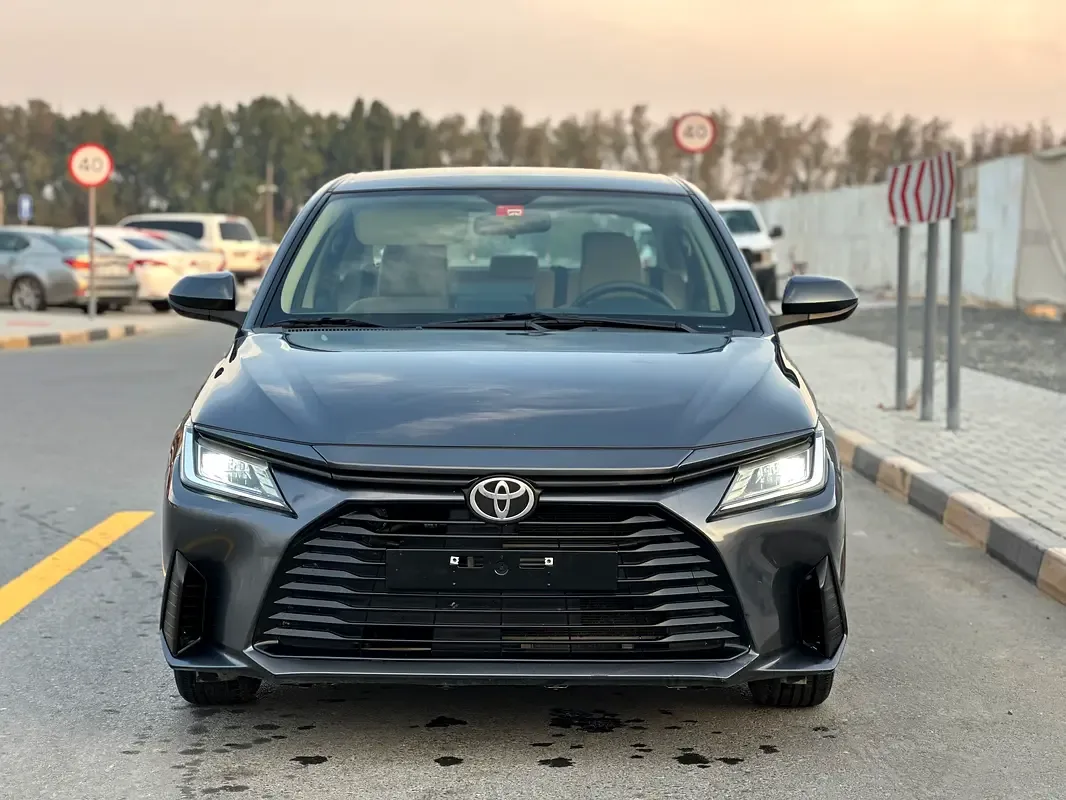Toyota Yaris 1.5 CVT (105 hp)