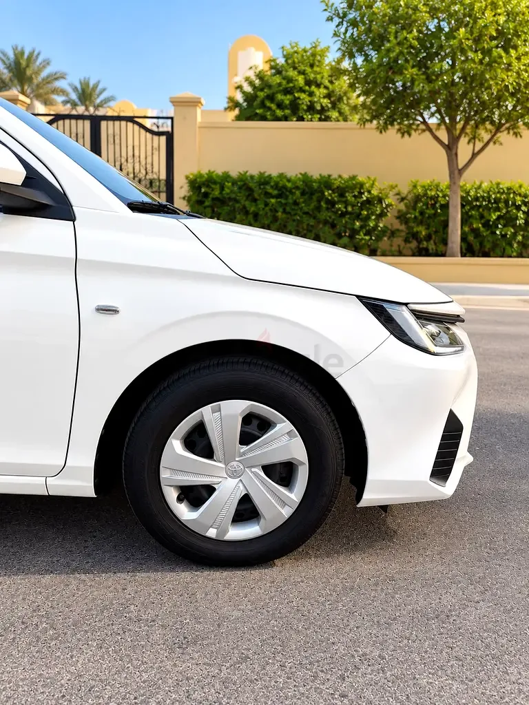 Toyota Yaris 1.5 CVT (105 hp) - 10