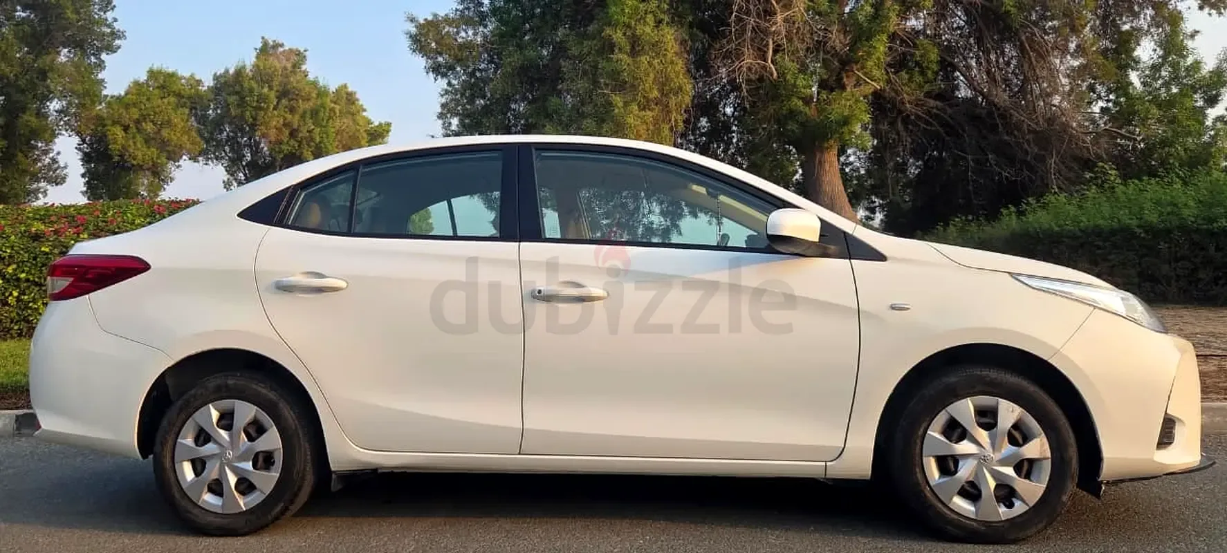 Toyota Yaris 1.5 CVT (105 hp) - 3