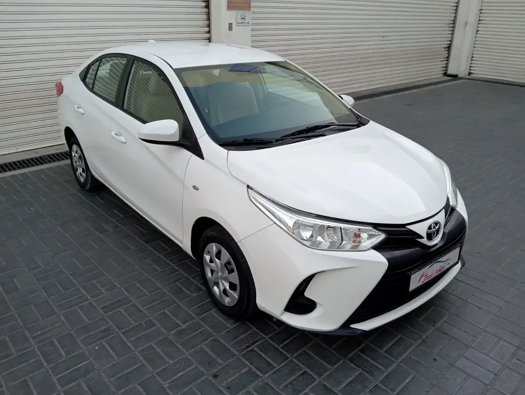 Toyota Yaris 1.5 CVT (105 hp)