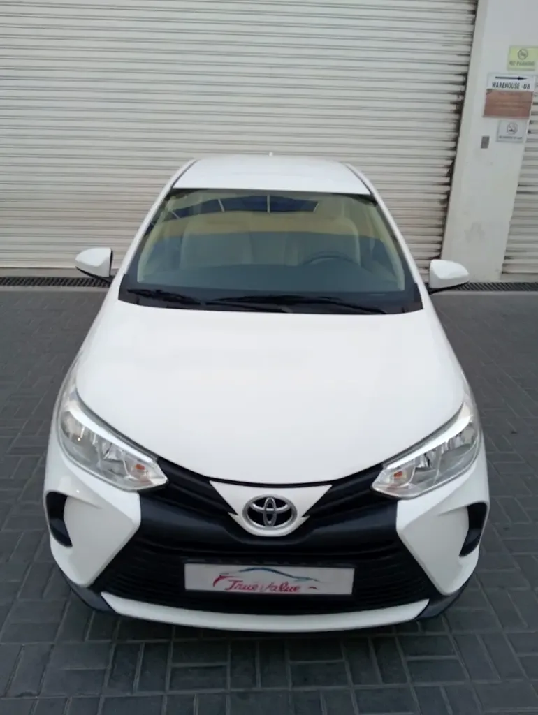 Toyota Yaris 1.5 CVT (105 hp) - 3