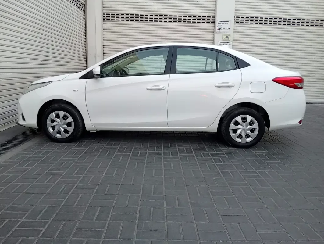 Toyota Yaris 1.5 CVT (105 hp) - 5