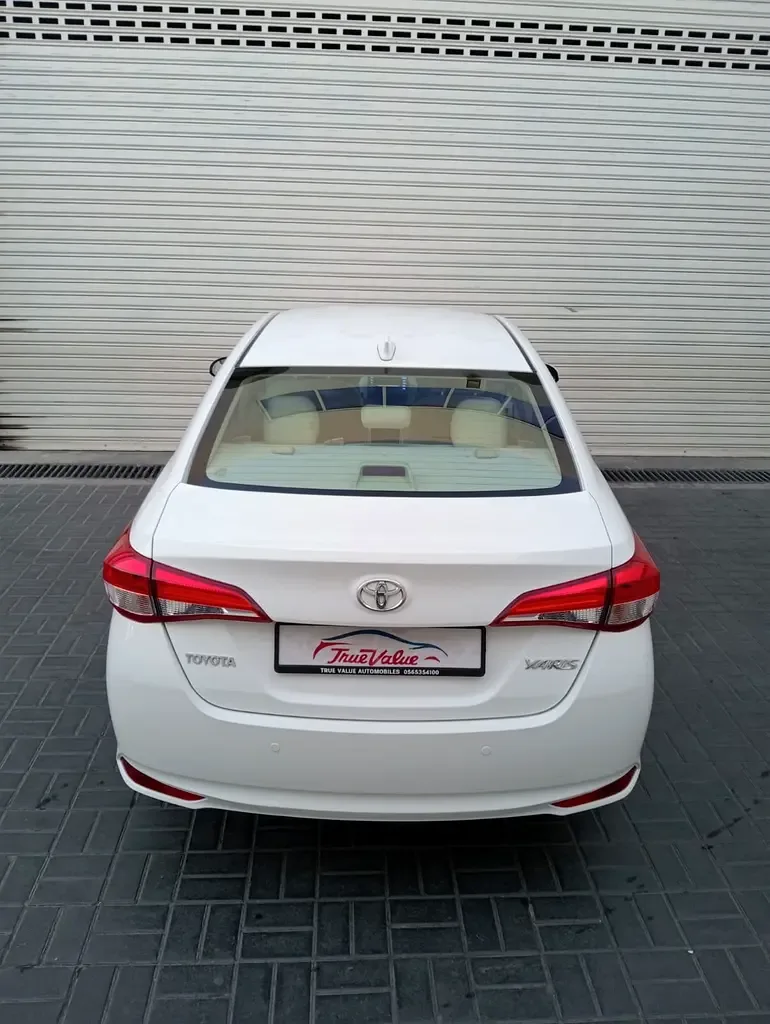 Toyota Yaris 1.5 CVT (105 hp) - 8