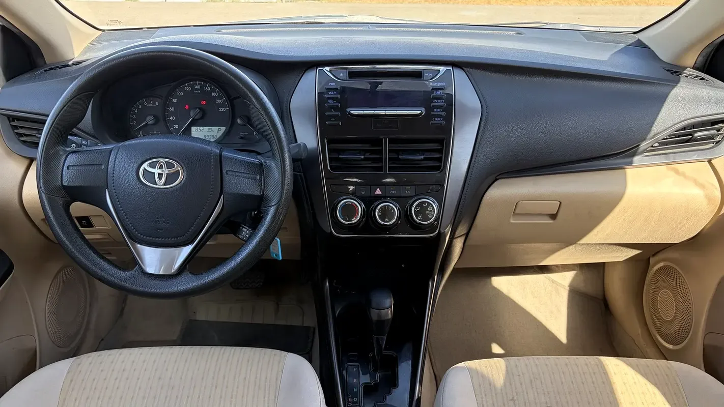 Toyota Yaris 1.5 CVT (105 حصان) - 9