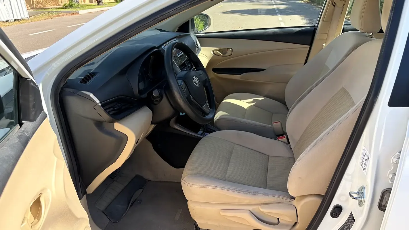 Toyota Yaris 1.5 CVT (105 حصان) - 13