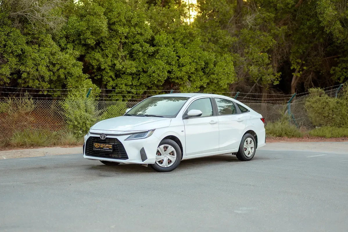 Toyota Yaris 1.5 CVT (105 حصان)
