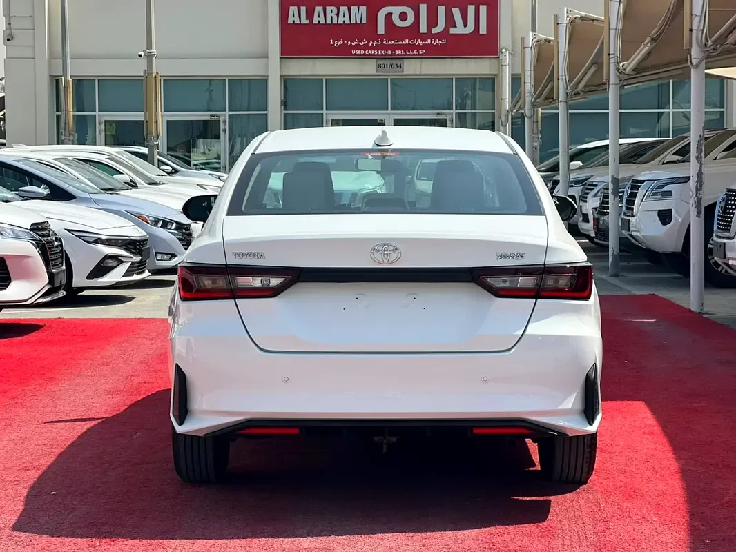 Toyota Yaris 1.5 CVT (105 hp) - 5
