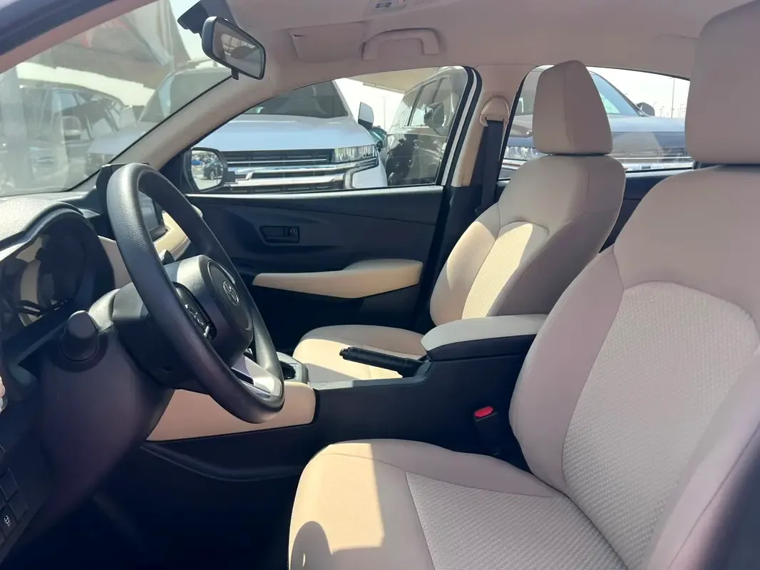 Toyota Yaris 1.5 CVT (105 hp) - 8