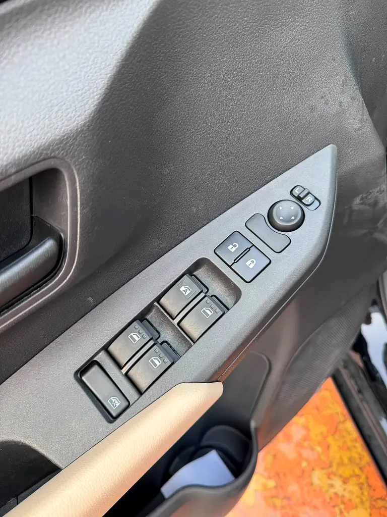 Toyota Yaris 1.5 CVT (105 حصان) - 8