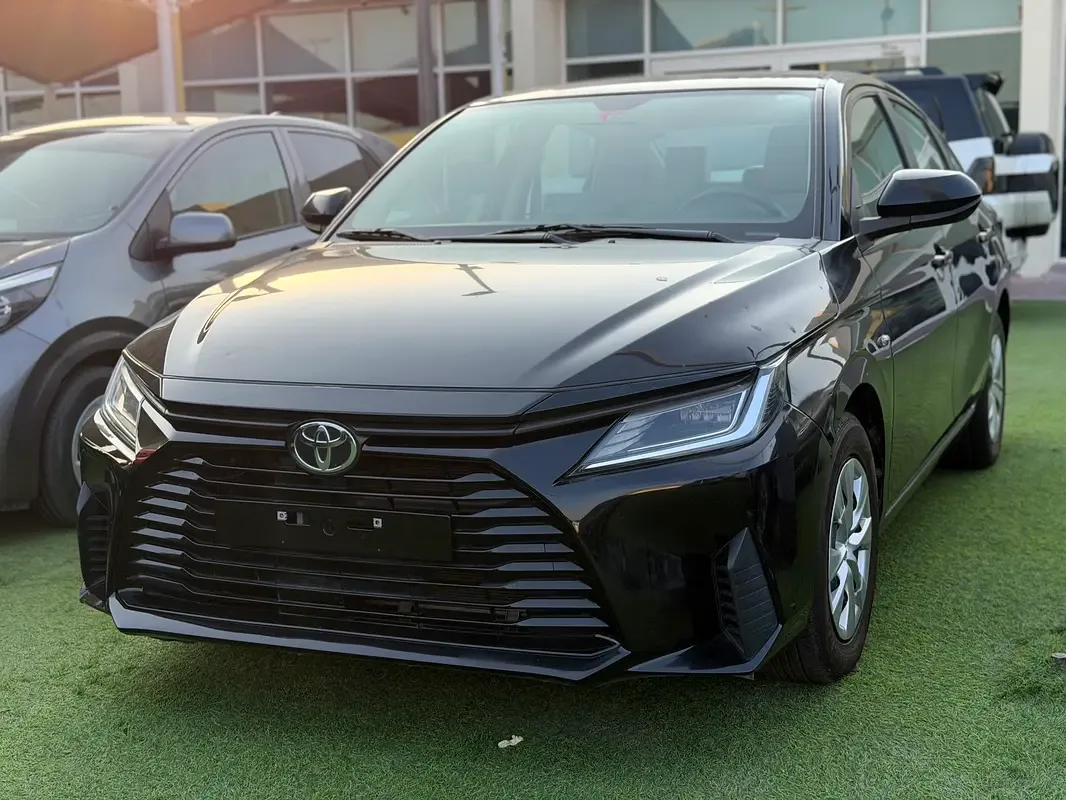 Toyota Yaris 1.5 CVT (105 hp)