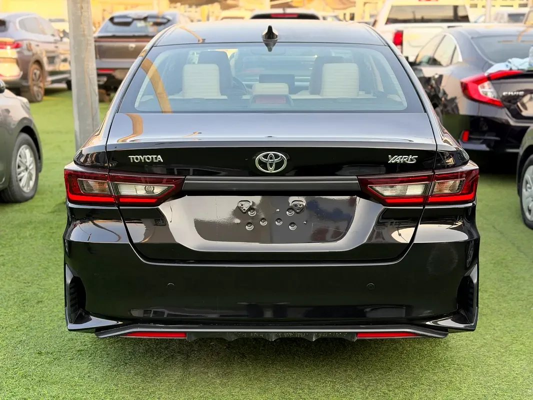 Toyota Yaris 1.5 CVT (105 hp) - 4
