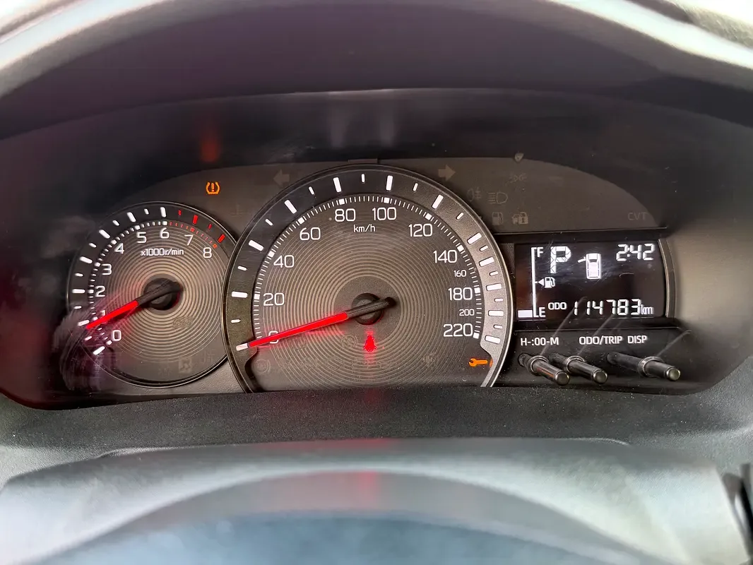 Toyota Yaris 1.5 CVT (105 hp) - 12