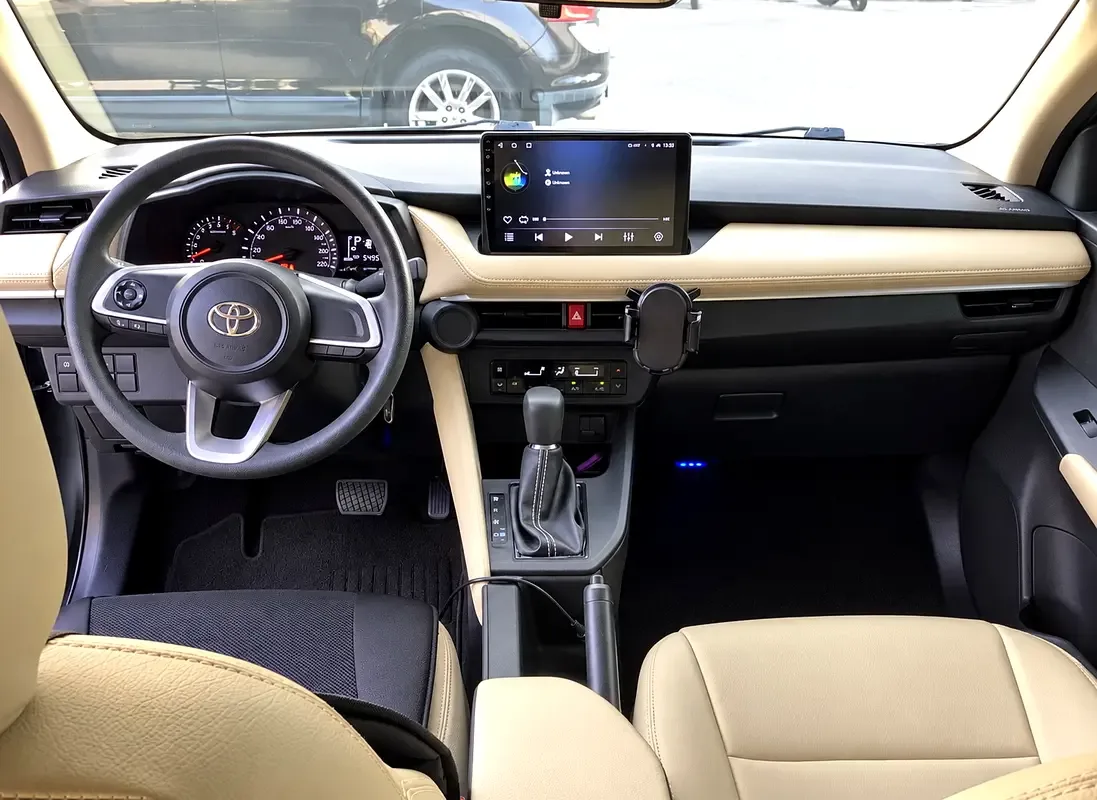 Toyota Yaris 1.5 CVT (105 حصان) - 6