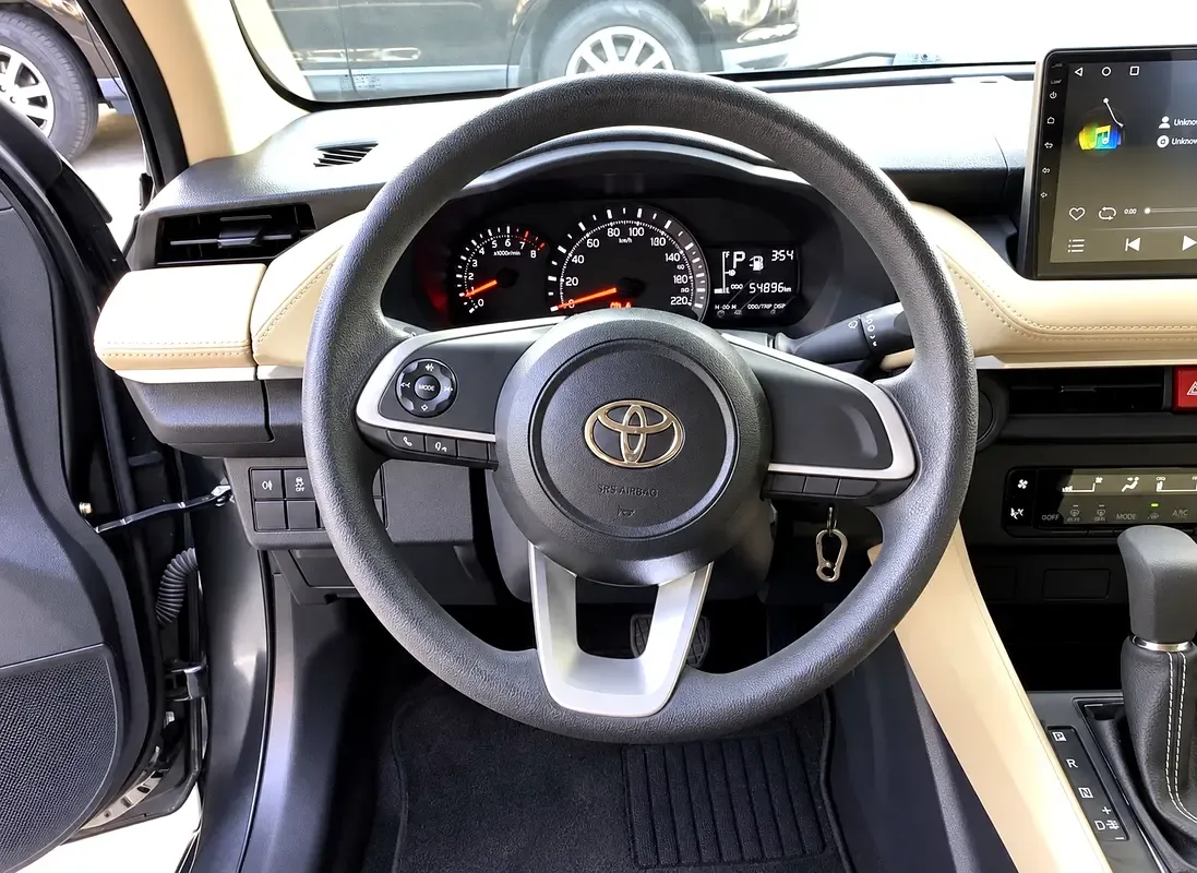 Toyota Yaris 1.5 CVT (105 حصان) - 7