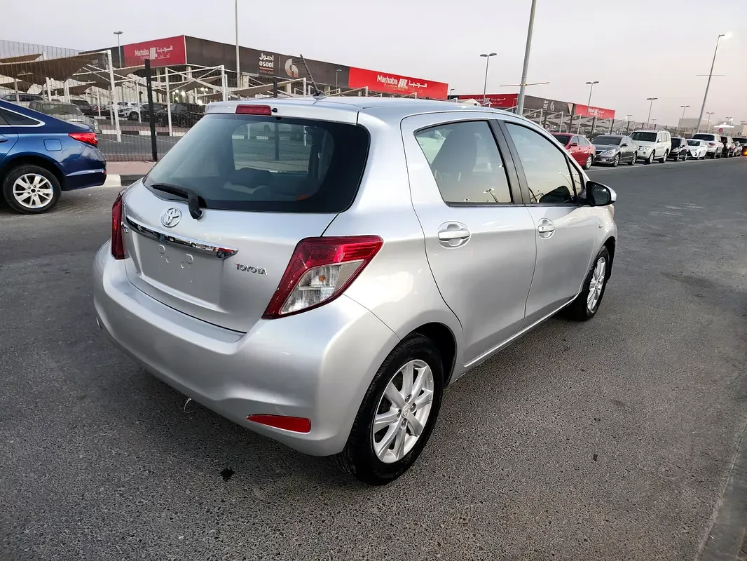 Toyota Yaris 1.5 CVT (107 hp) - 3