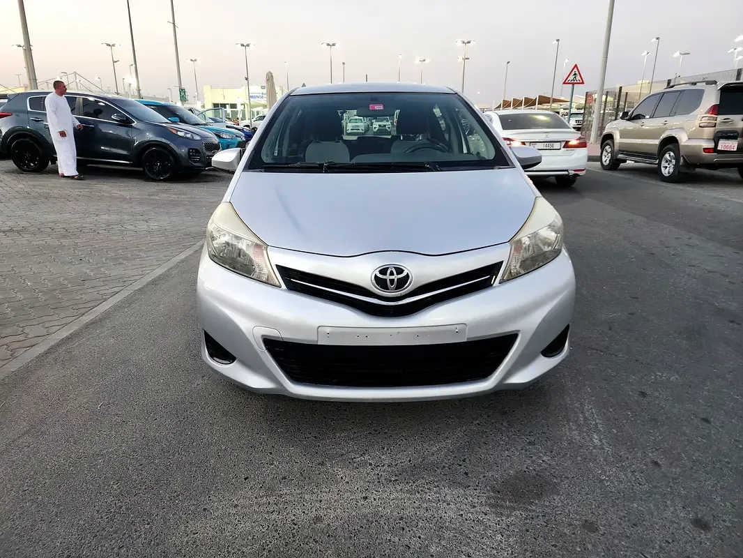 Toyota Yaris 1.5 CVT (107 hp)