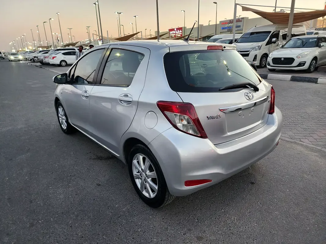 Toyota Yaris 1.5 CVT (107 hp) - 5