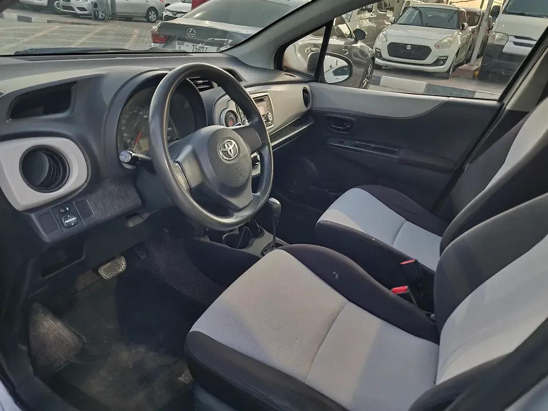 Toyota Yaris 1.5 CVT (107 hp) - 7