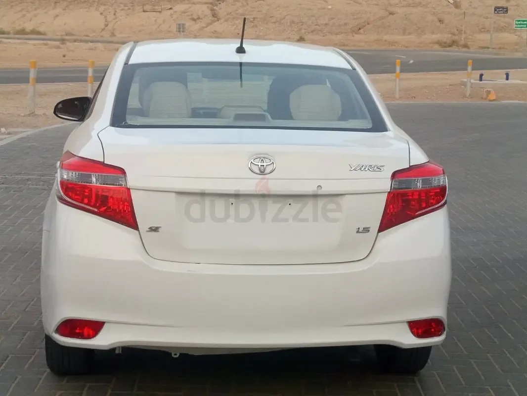 Toyota Yaris 1.5 CVT (107 hp) - 3