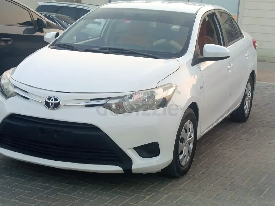 Toyota Yaris 1.5 CVT (107 hp)