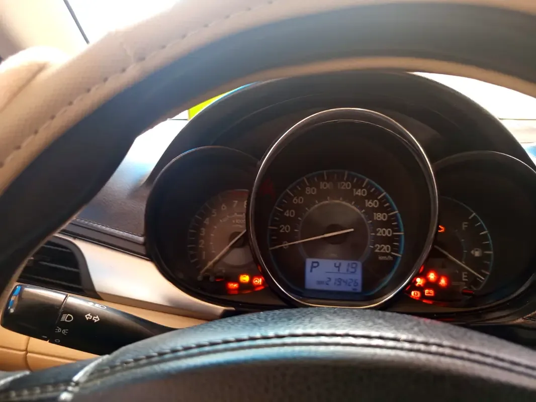 Toyota Yaris 1.5 CVT (107 hp) - 7
