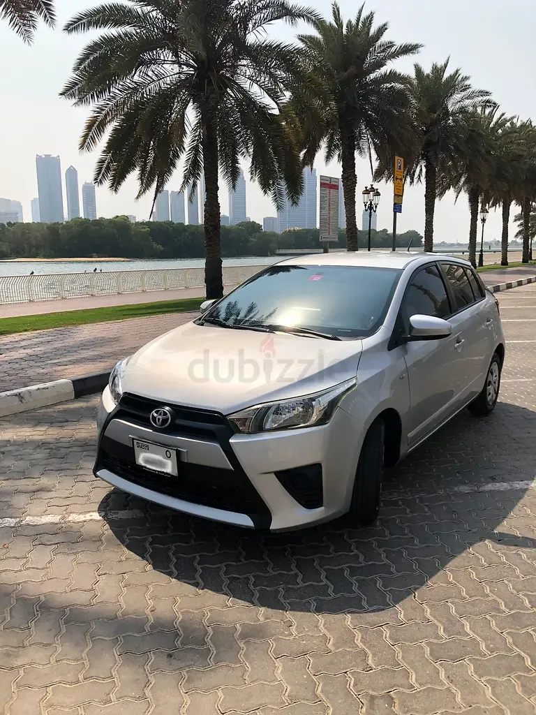 Toyota Yaris 1.5 CVT (111 hp) - 2