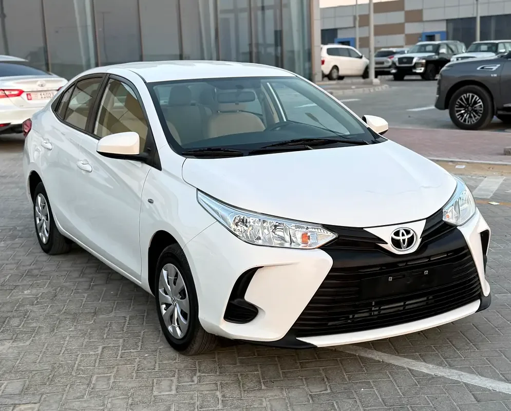 Toyota Yaris 1.5 CVT (96 hp)