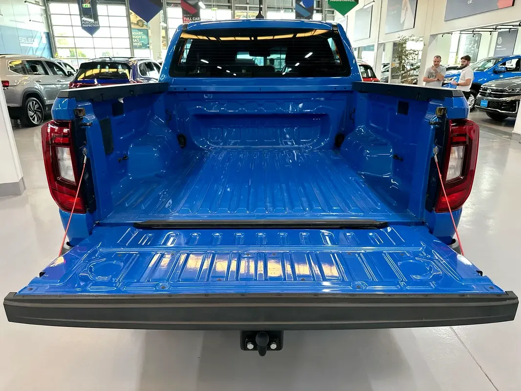 Volkswagen Amarok 2.3 AT 4WD (302 hp) - 13