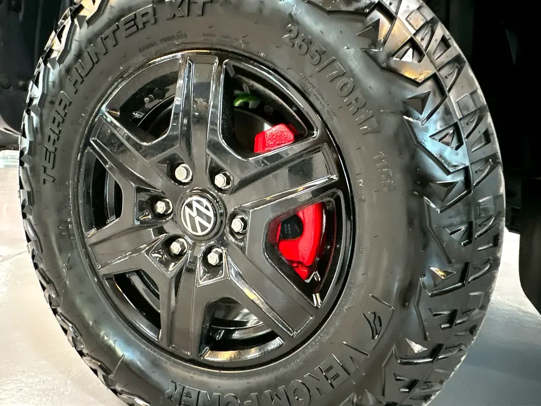 Volkswagen Amarok 2.3 AT 4WD (302 hp) - 14