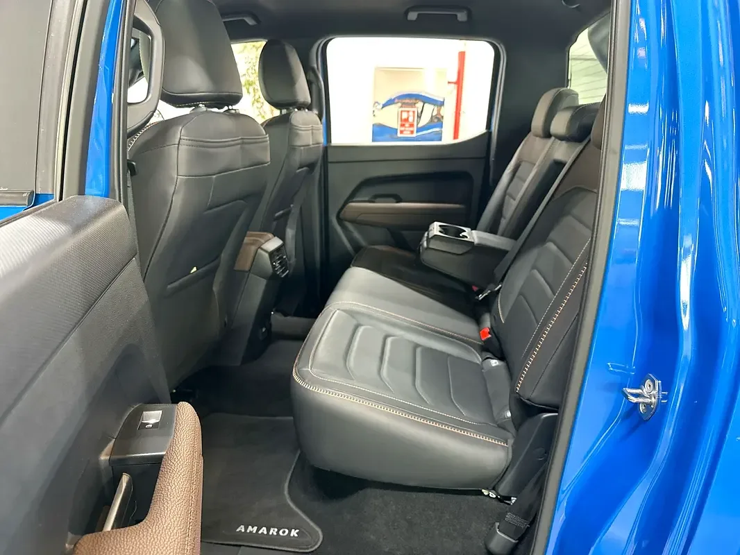 Volkswagen Amarok 2.3 AT 4WD (302 hp) - 11