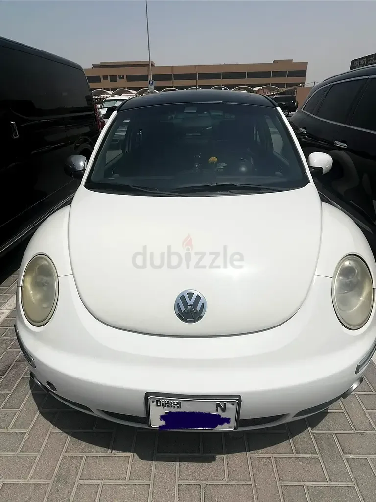 Volkswagen Beetle 2.0 4AT (115 hp) - 2