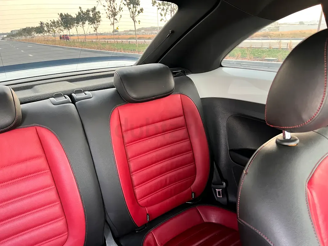 Volkswagen Beetle 2.0 TSI DSG (200 حصان) - 15