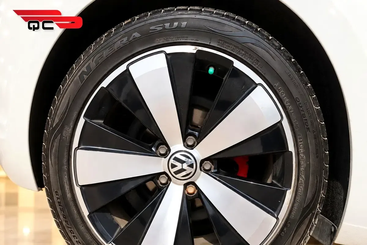 Volkswagen Beetle 2.0 TSI DSG (200 hp) - 8
