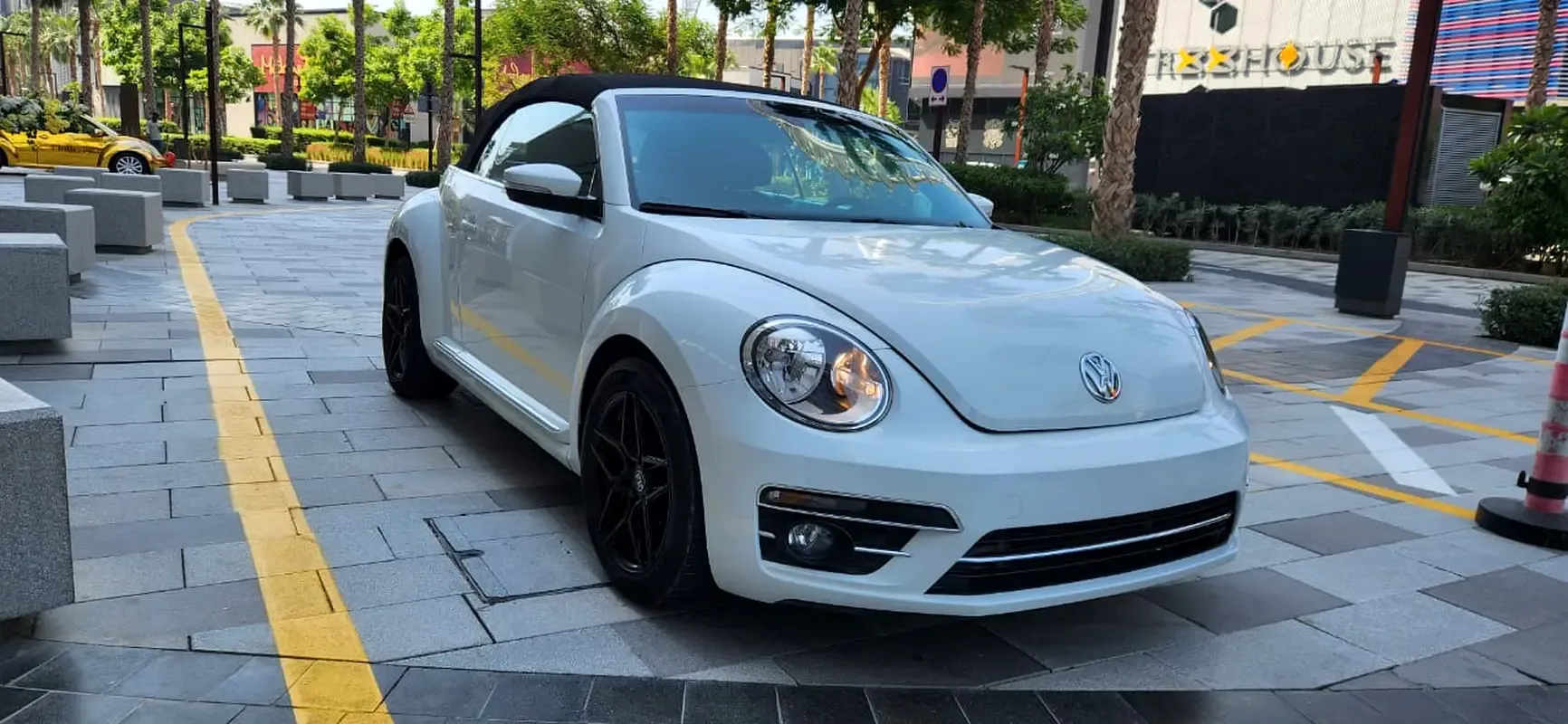 Volkswagen Beetle 2.0 TSI DSG (200 hp)