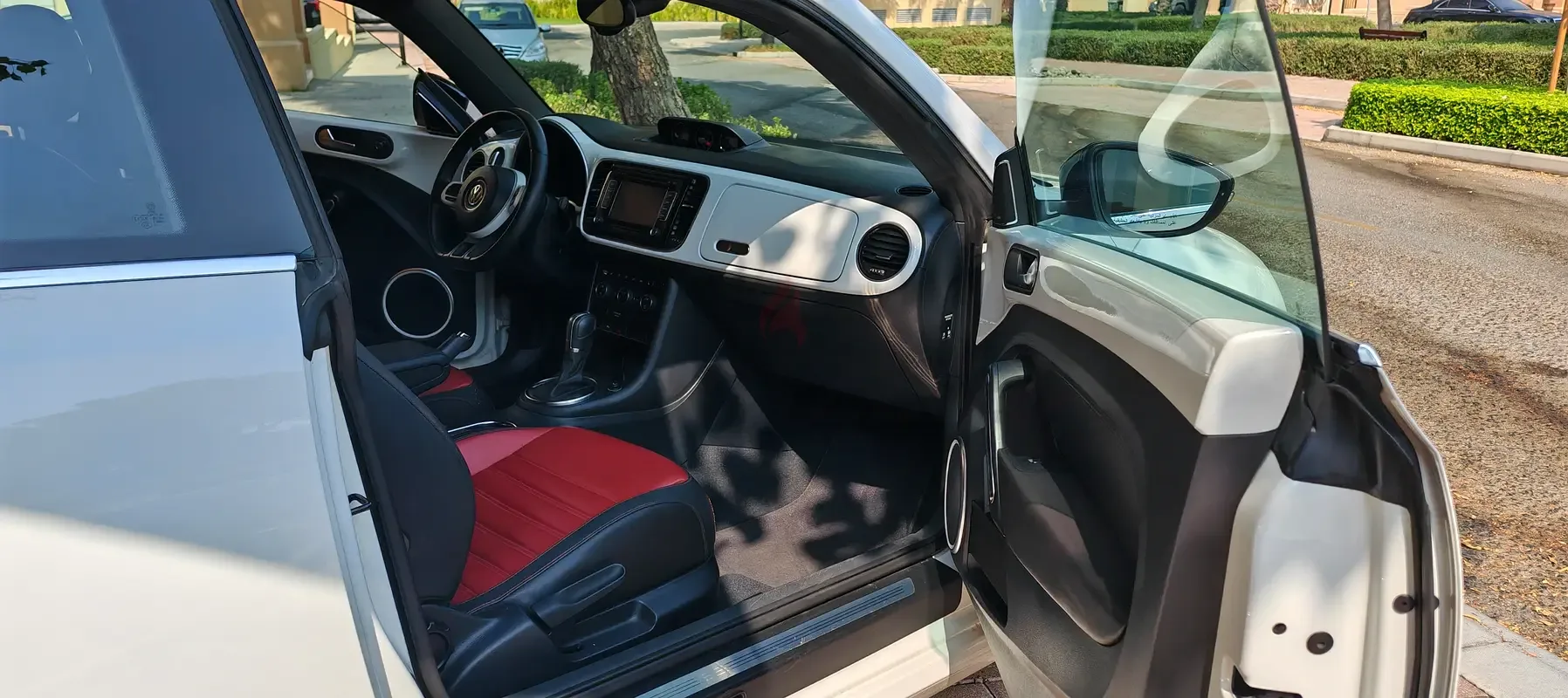 Volkswagen Beetle 2.0 TSI DSG (200 hp) - 8