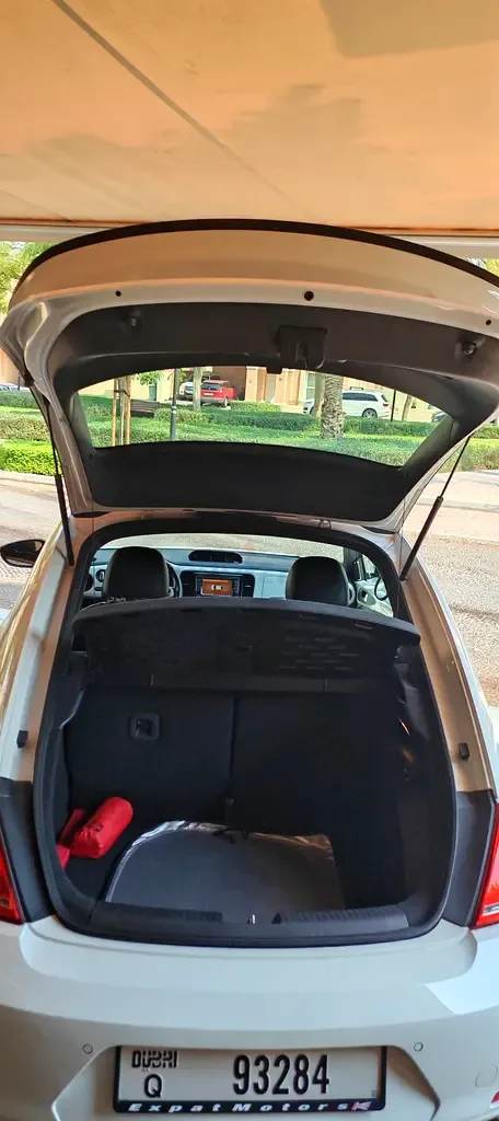 Volkswagen Beetle 2.0 TSI DSG (200 hp) - 11