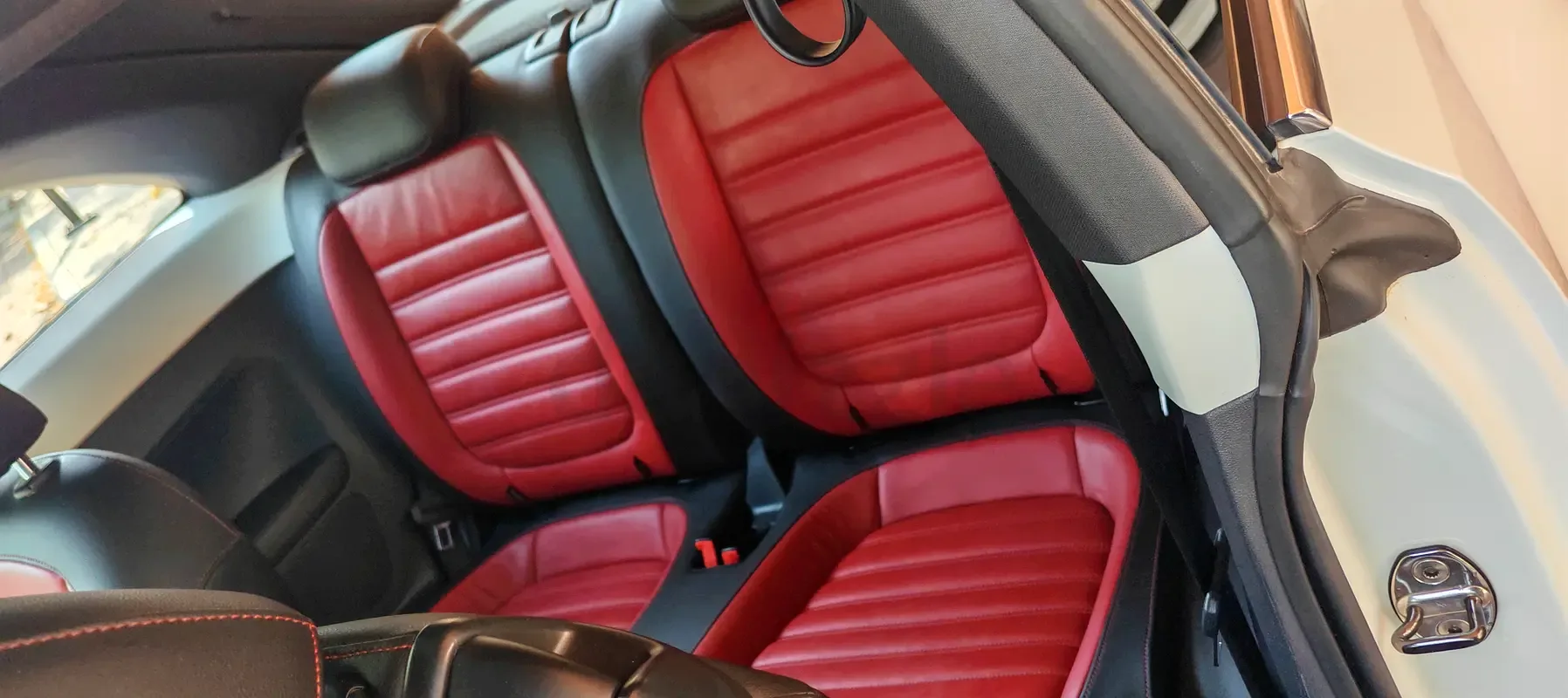 Volkswagen Beetle 2.0 TSI DSG (200 hp) - 10
