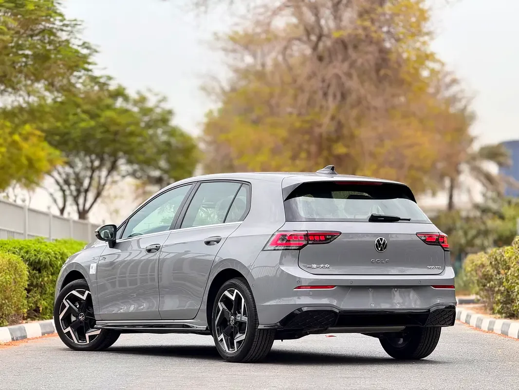Volkswagen Golf 1.5 AMT (150 حصان) [2] - 2